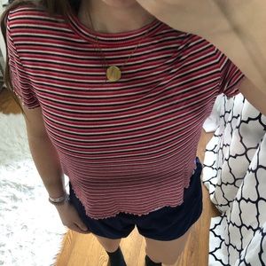 American eagle soft and sexy cropped shirt